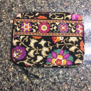 VERA BRADLEY IPAD TABLET CASE HOLDER EUC BLACK
